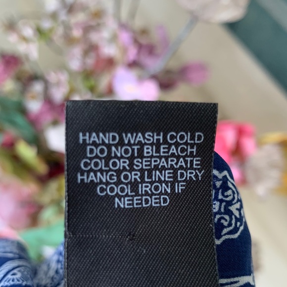 Rue 21 Split Back Lace Cuff Elephant Top-size S🐘 - Picture 7 of 8